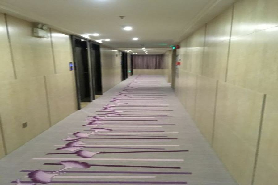 Lavande Hotel Guangzhou Shibi Metro Station Eksteriør billede